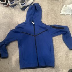 nike tech jacket