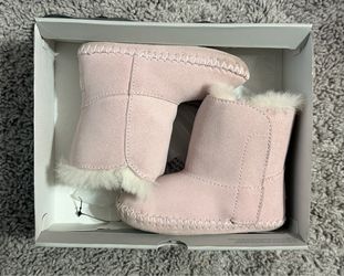 UGG Baby Girl Pink Caden Boots, Size 4/5