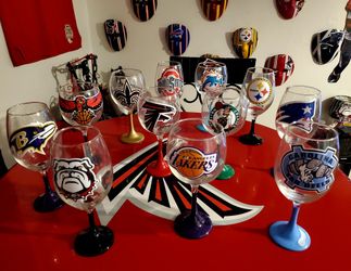 Custom -team-Fanatic🍷glass - great 4 home/office - mancave - gifts - anniversaries & more - shipping available - 🍷$15 each