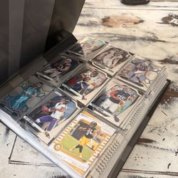 Binder of Football 450 cards