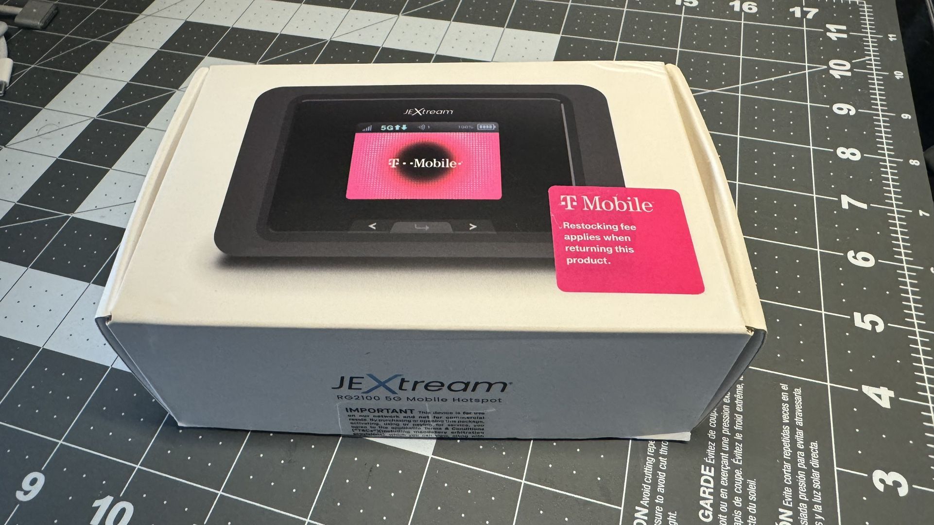 JexStream RG2100 5G Mobile Hotspot