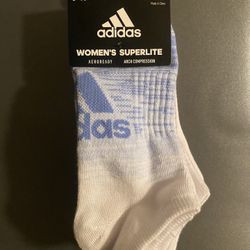 New Adidas women’s socks