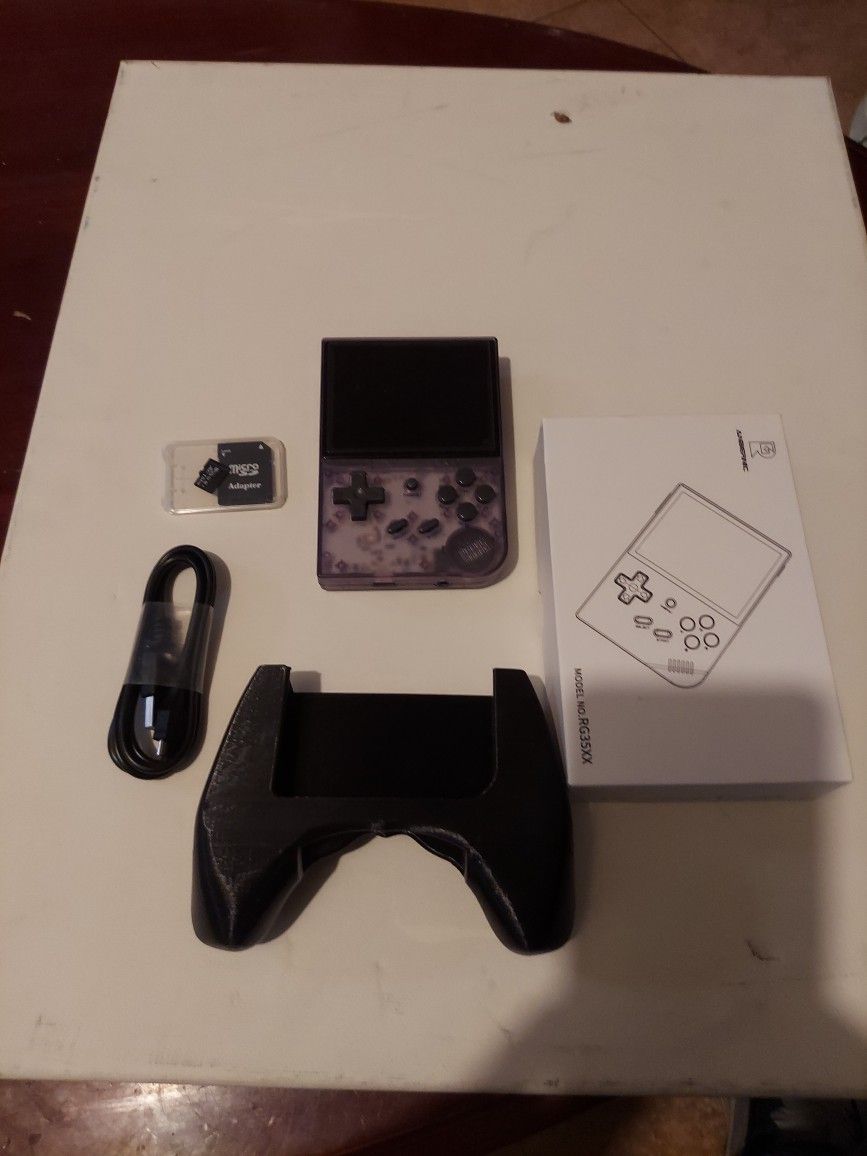 Retro Handheld Ambernic Rg35xx