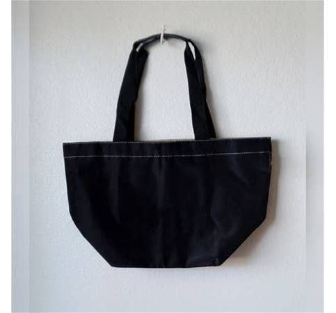 Vincelli Medium Black Travel Bag 