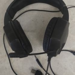 Gaming Headset/Headphone With Mic USB And Mini AUX 