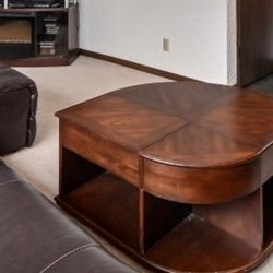 Coffee Table With Lifting Leaves