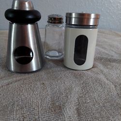 SALT AND PEPPER SHAKERS  