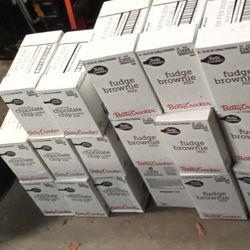 Betty Crocker Chocolate Chip Cookies And Fudge Brownies Mix