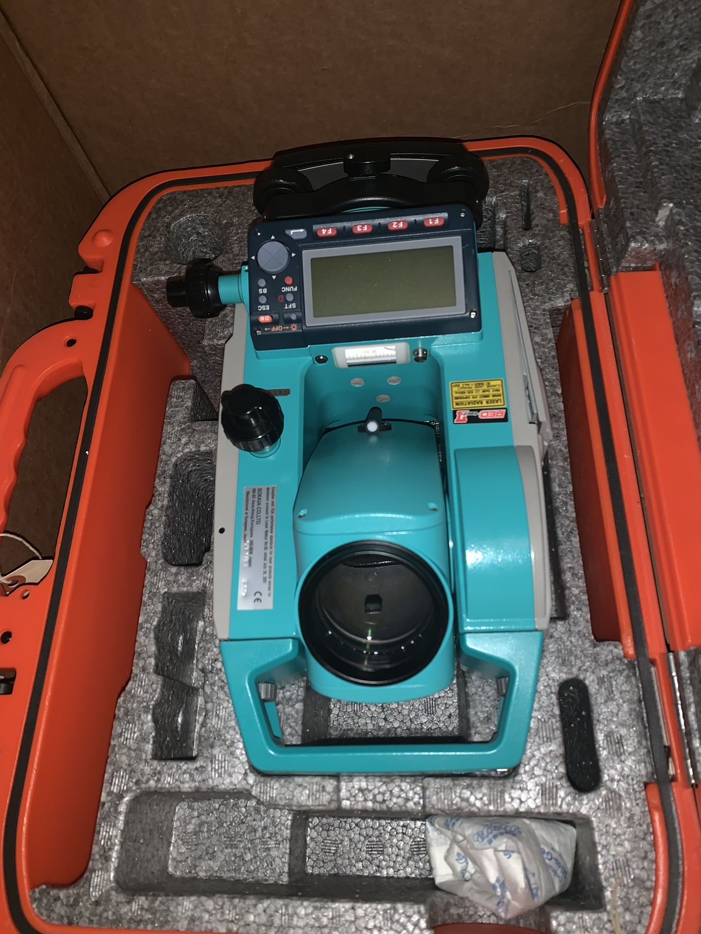 Sokkia SET530R total station refraction-less surveying instrument