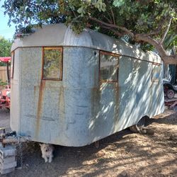 Trailer 1934