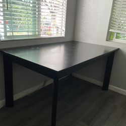 Dinning Table