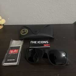 Raybans Justin’s Style