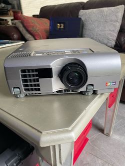 Mitsubishi projector