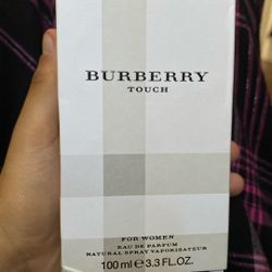 Burberry Perfume 