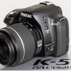 Pentax K50 (3) Lenses 50mm 200 And Kit 