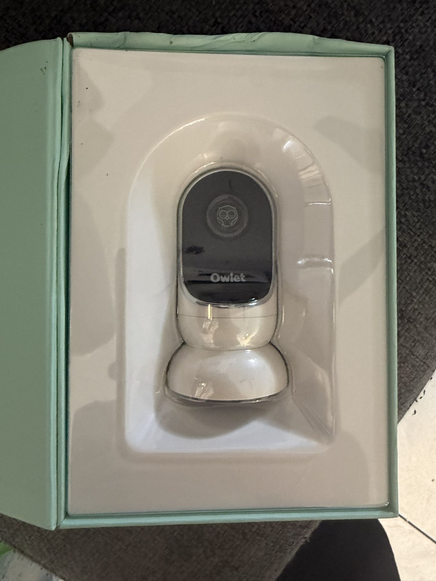 Owlet - Dream Duo (Gen 2) - Smart Baby Monitor Bundle with Sock