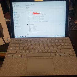 Microsoft Surface Pro i7-7660 16gb Ram 512gb SSD, Stylus, Charger And Dock