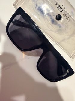quay frontrunner sunglasses