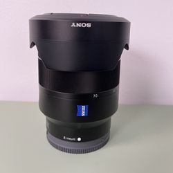 Sony 24-70 F4 Vario-Tessar T FE OSS Interchangeable Full Frame Zoom Lens