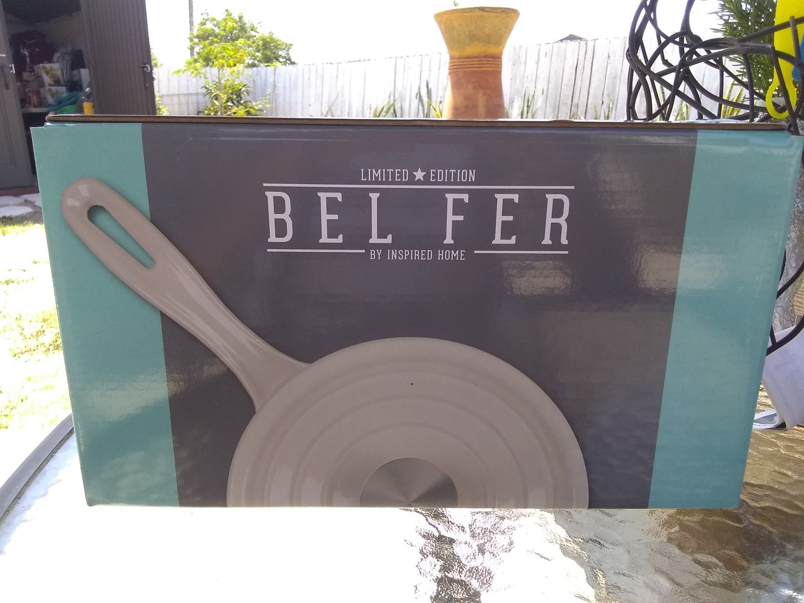 Bel Fer White by Dwell Six, 9.5” Frying Pan, Limited Edition White