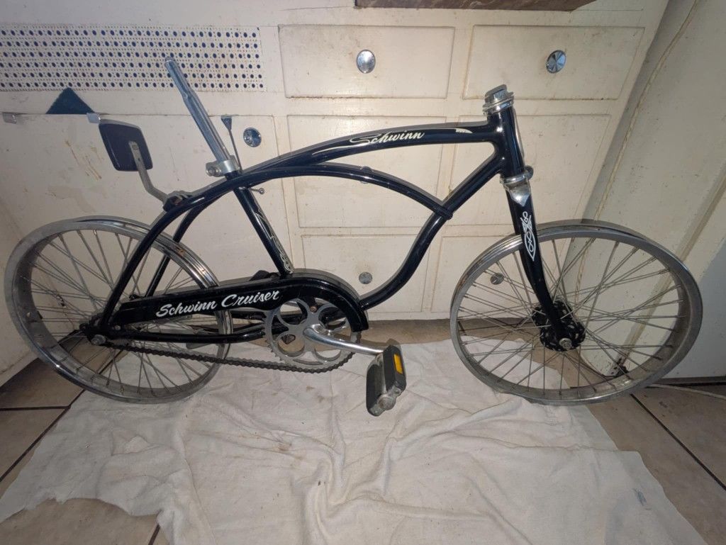 Schwinn Mini Cruiser Black