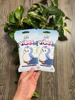 Pudgy Penguins Vibes Booster Pack Sleeved
