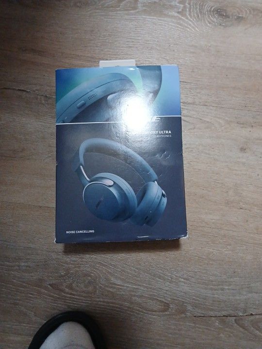 New In Box Bose Headphones