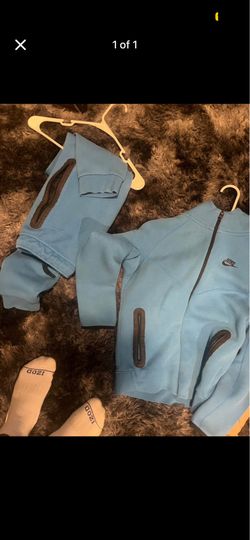 Blue kids nike tech size large 14/16