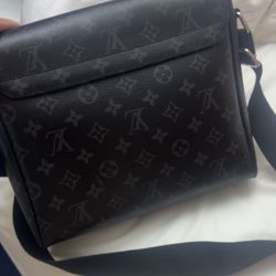 Lv Messenger Bag 