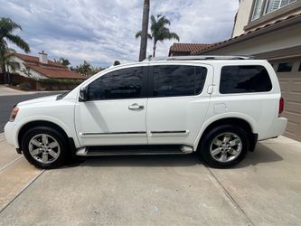 2012 Nissan Armada Platinum