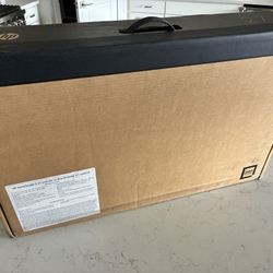 Omnibook All In One 27’ Ultra 7 32gb RAM 1Tb Storage 