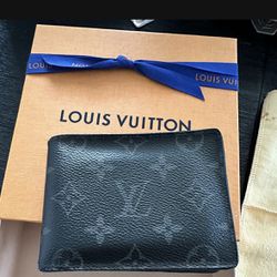 Louis Vuitton Multiple Wallet 100% AUTHENTIC 