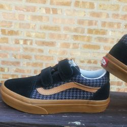 Vans Kids Old Skool US Size 2 Black /Gum 