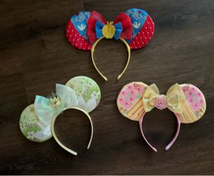 3 Disney Princess headbands Belle, Snow White and Tiana
