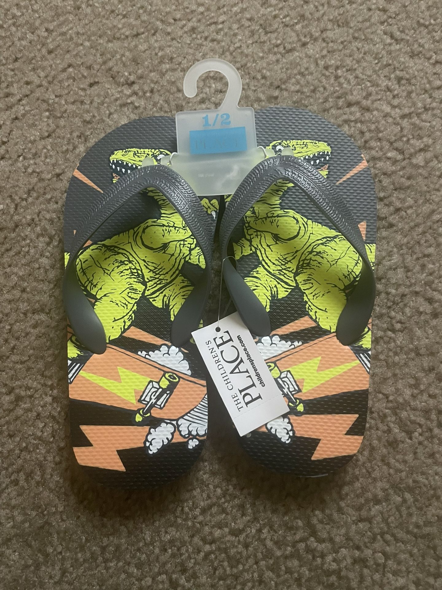 Boys Slippers Size 1-2