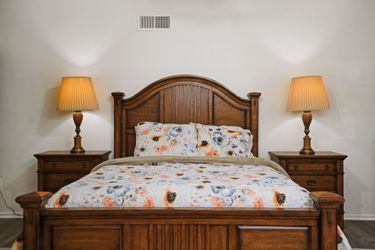 Queen bed sets