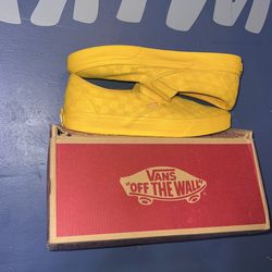 Men’s 11.5 Yellow Checkered Vans 