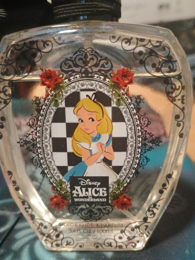VERY RARE Disney Alice Wonderland Boxlunch Excl Fragrance Perfume Spray Gift Box
