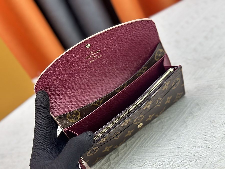 Designer Wallet 1 To 1 Exact Match