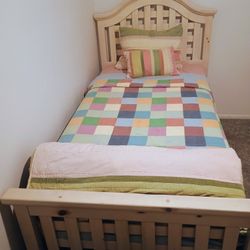 Little Girls Single Bed With With Pillows And Extra Blanket 