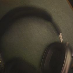 Apple Airpods Max (1st Gen)