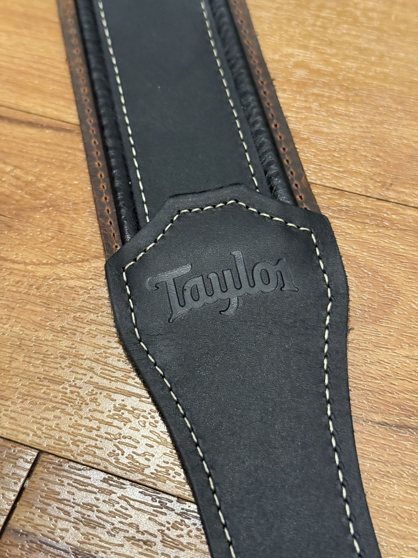 Taylor American Dream Leather Guitar Strap Fender Gibson Ibanez