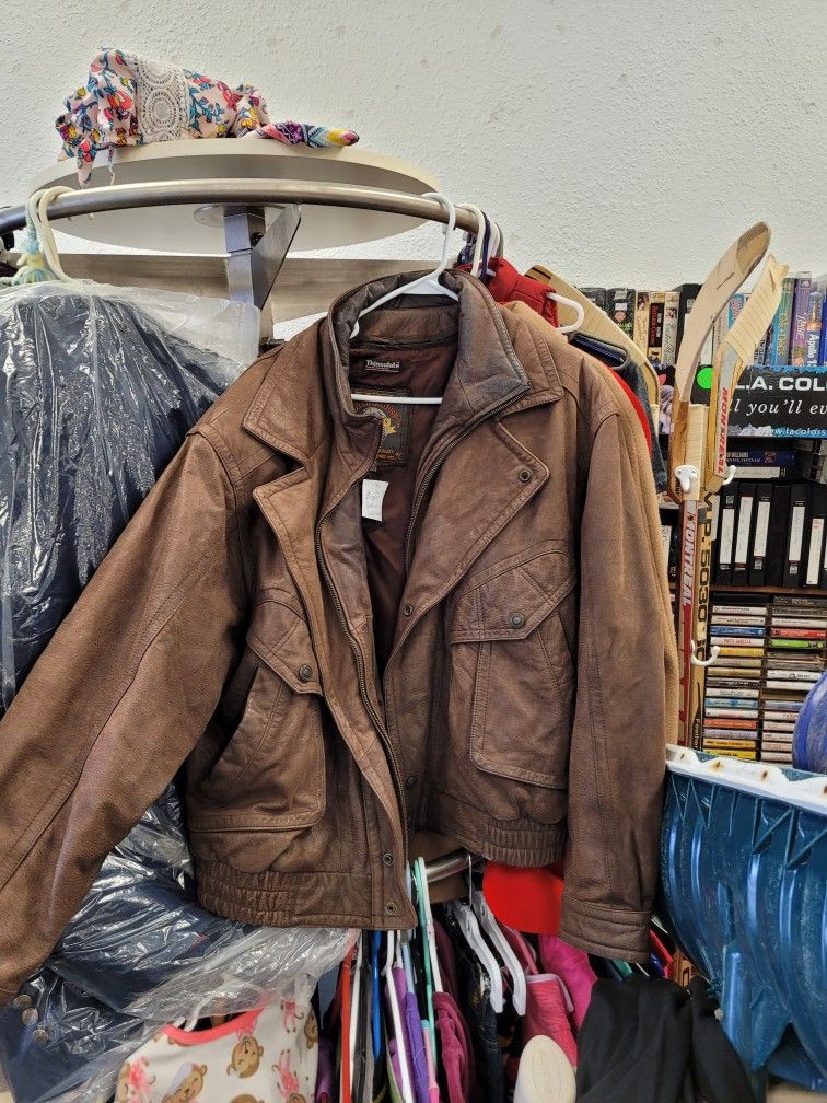 Jacker Offer Xl Leather Jacker for Sale in Rockford, IL - OfferUp