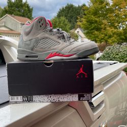 Jordan 5s Size 11