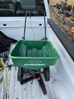 Scotts Seed Spreader