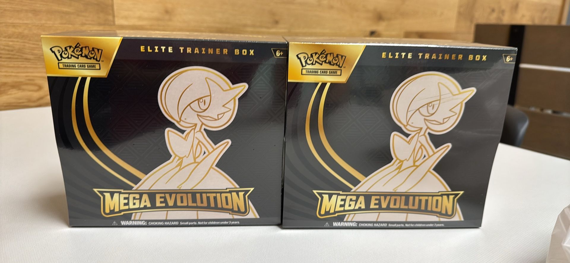 Mega Evolution  Pokémon Elite Trainer Box