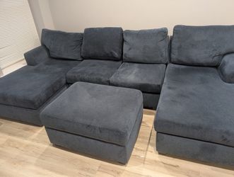 Couch - moving tomorrow and need gone asap