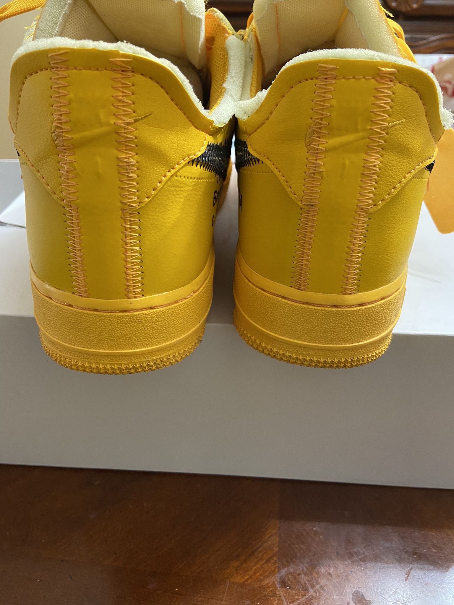 Louis Vuitton Nike Air Force One Off white Keychain keychains for Sale in  San Pedro, CA - OfferUp