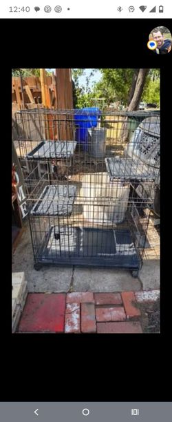Large 3-Tier Rolling Cage / Pet Playpen –  great condition