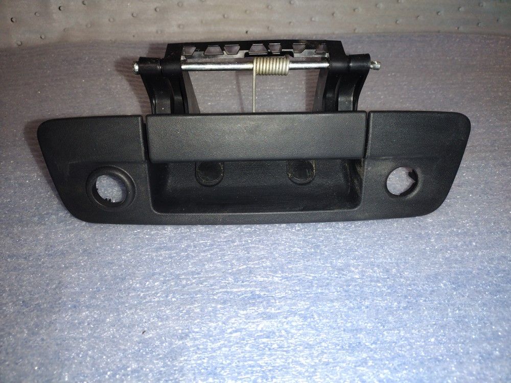 Dodge Ram Tailgate Handle Brand New Part For A 2009 To 2018 1500 Or 2500 Series OEM Part